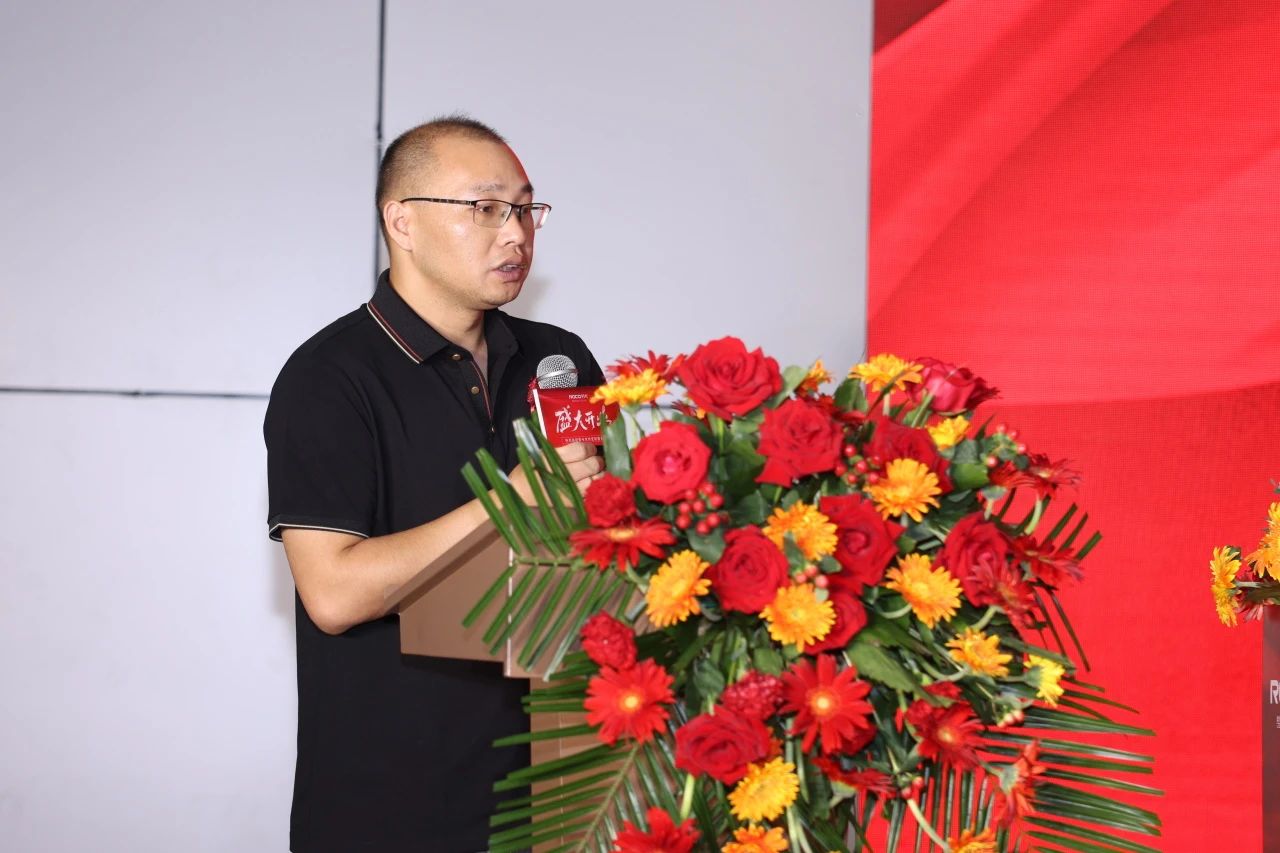 340711d70329a00f731cf3030ad1a5c2